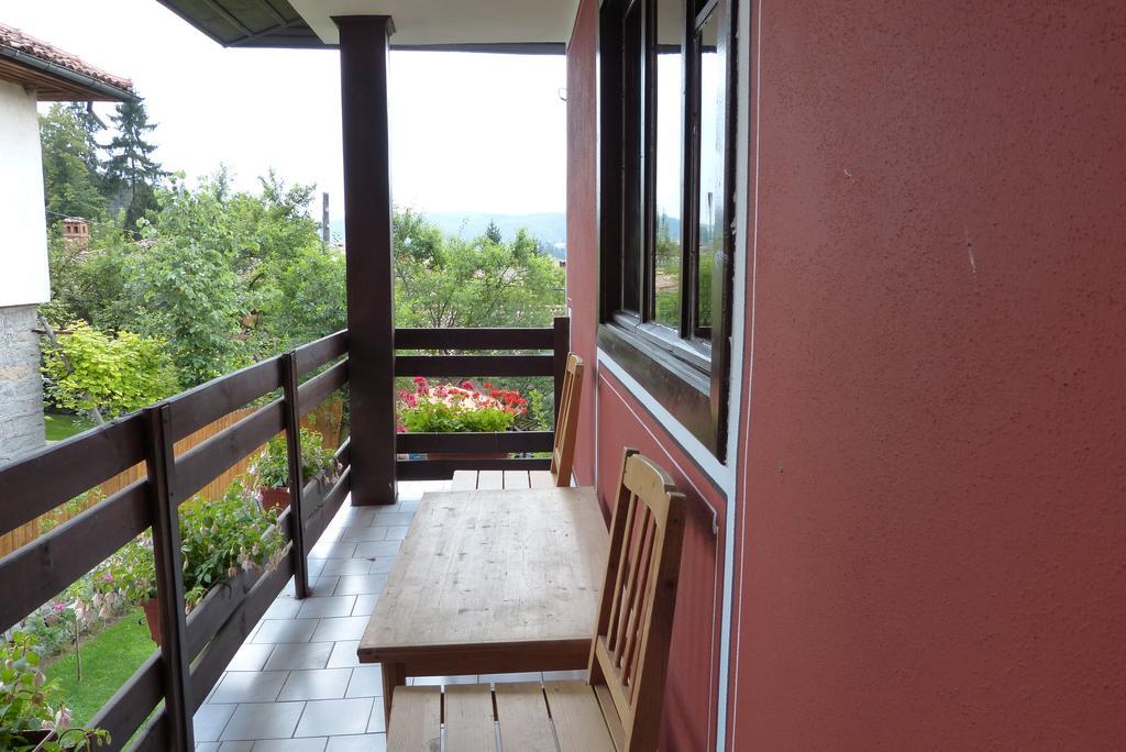 Guest House Lina Копривштица Экстерьер фото